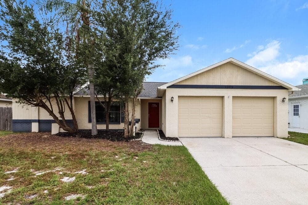 1305 JAMBALANA DRIVE HOLIDAY, FL 34691