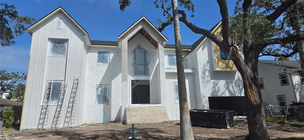 811 GROVE PARK AVENUE TAMPA, FL 33609