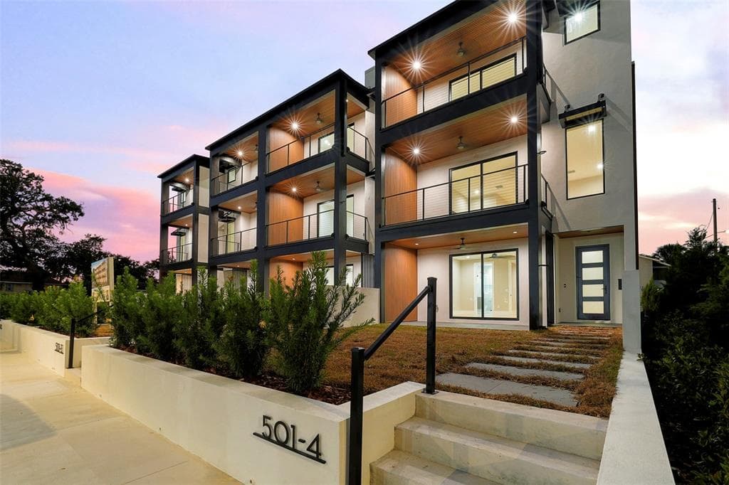501 W ROSS AVENUE UNIT 3 TAMPA, FL 33602