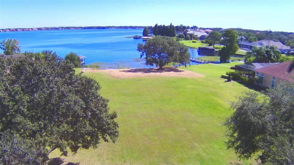 2684 WYNDSOR OAKS WAY WINTER HAVEN, FL 33884