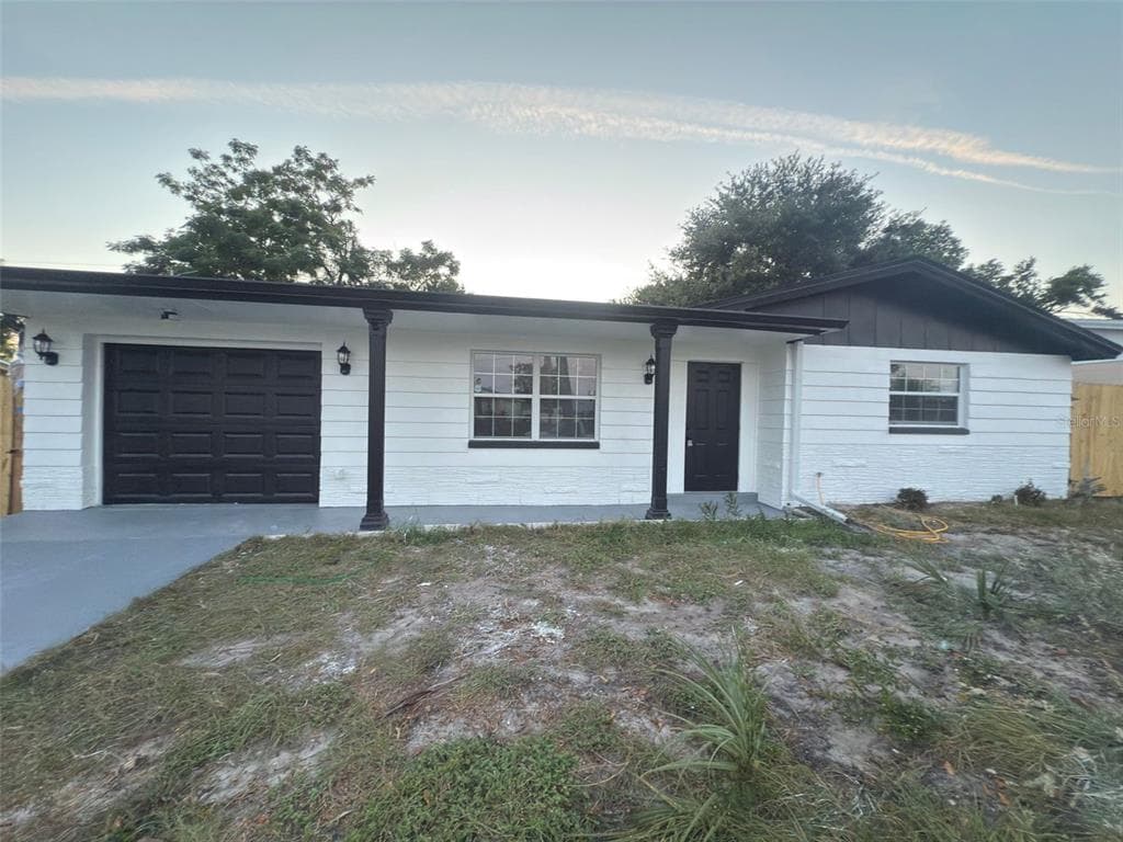 3709 KIMBERLY OAKS DRIVE HOLIDAY, FL 34691