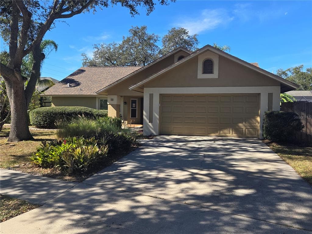 760 MOORLAND LANE PALM HARBOR, FL 34683