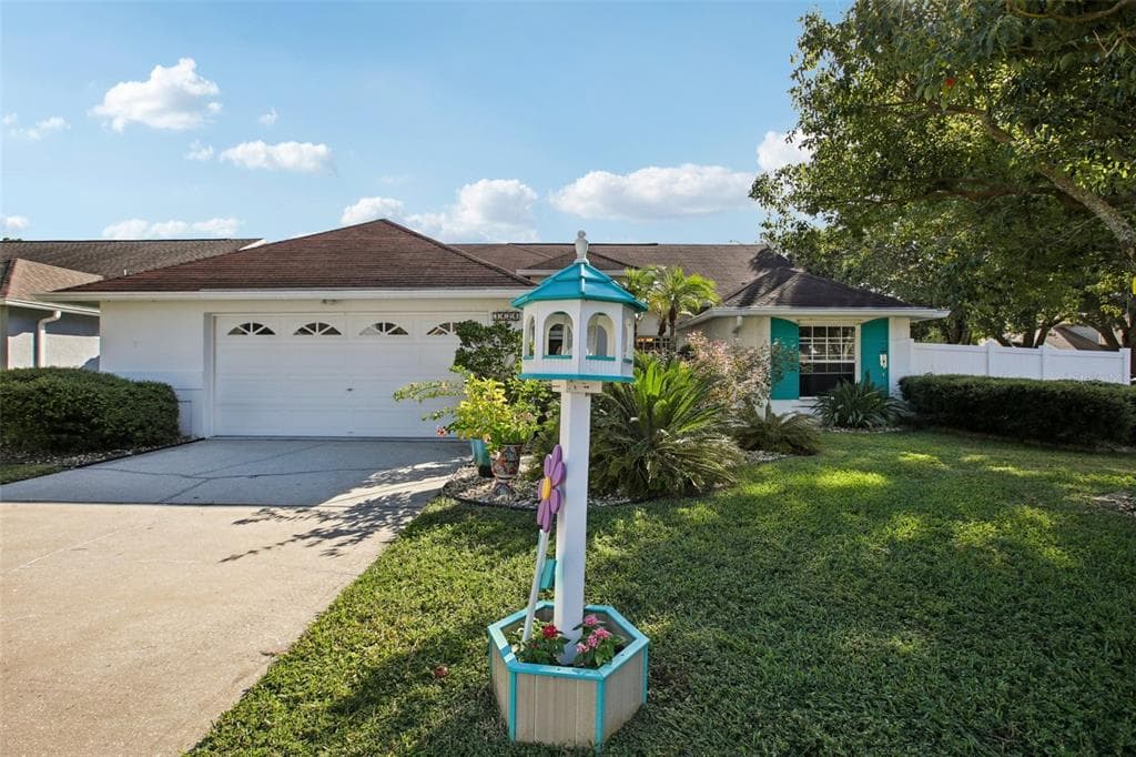 1424 RIDGE SHORE DRIVE TARPON SPRINGS, FL 34689