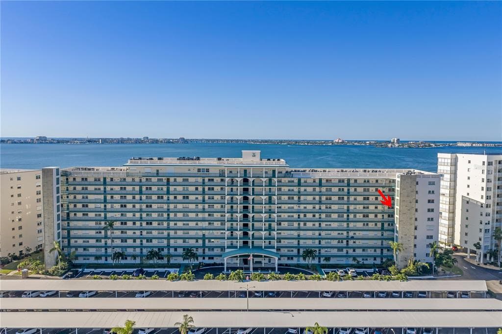 6020 SHORE BOULEVARD S UNIT 712 GULFPORT, FL 33707