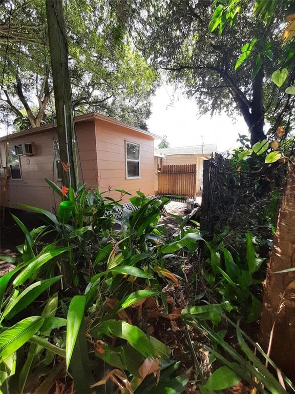 2553 1/2 52ND AVE N ST PETERSBURG, FL 33714