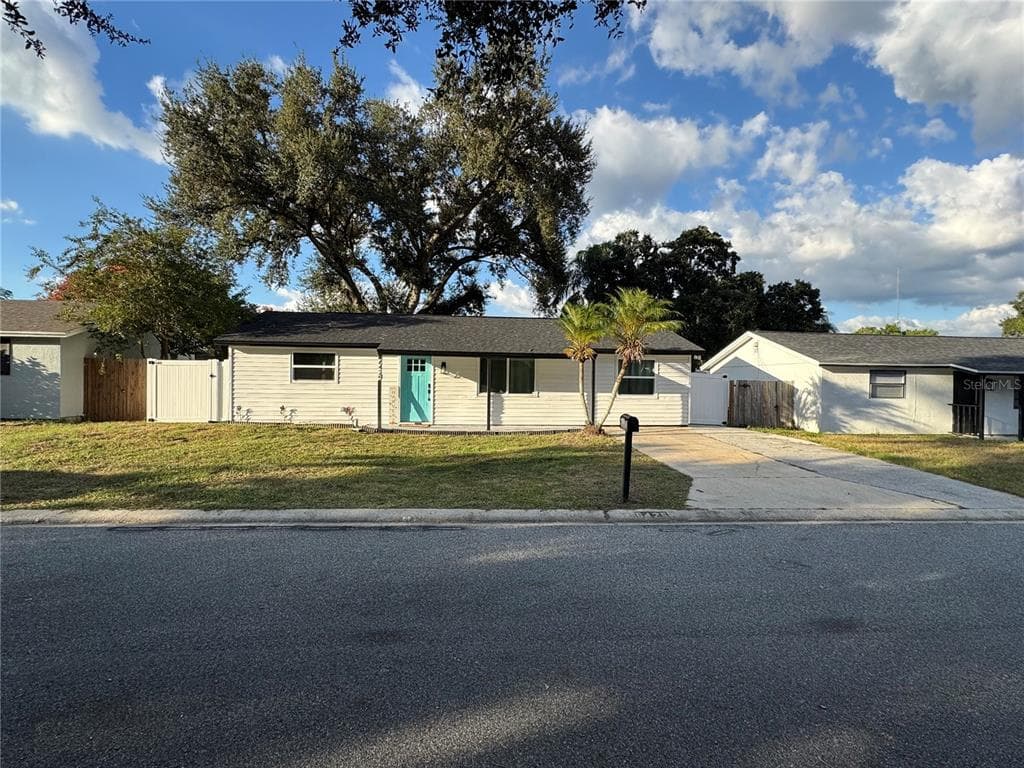6425 RENO AVENUE NEW PORT RICHEY, FL 34653