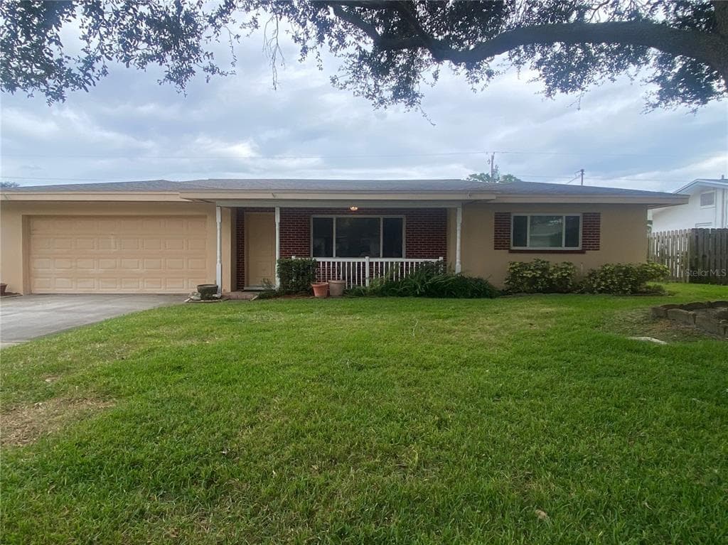 21 MAPLEWOOD AVENUE CLEARWATER, FL 33765