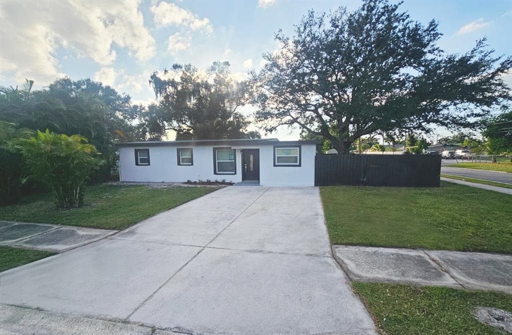 6020 N OLIVE AVENUE TAMPA, FL 33614
