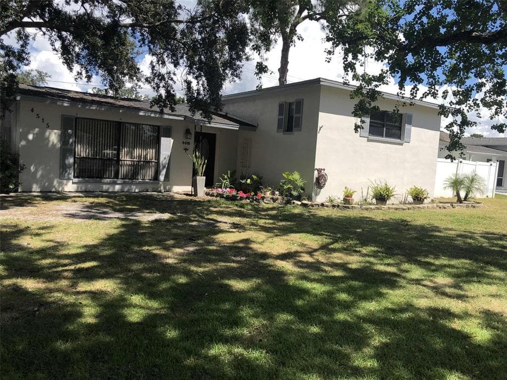 4515 W FAIR OAKS AVENUE TAMPA, FL 33611