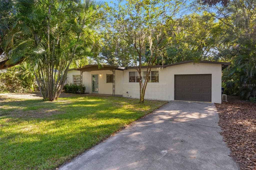 145 VELMA DRIVE W LARGO, FL 33770