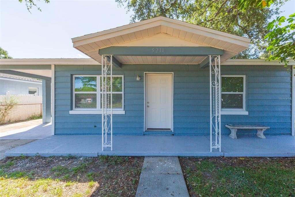 5211 E 17TH TAMPA, FL 33619