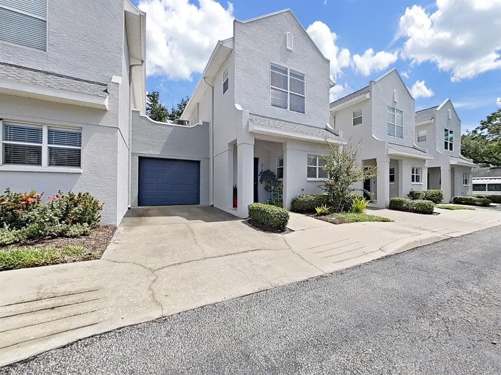 4705 JENNINGS BAY COURT UNIT 25 TAMPA, FL 33611