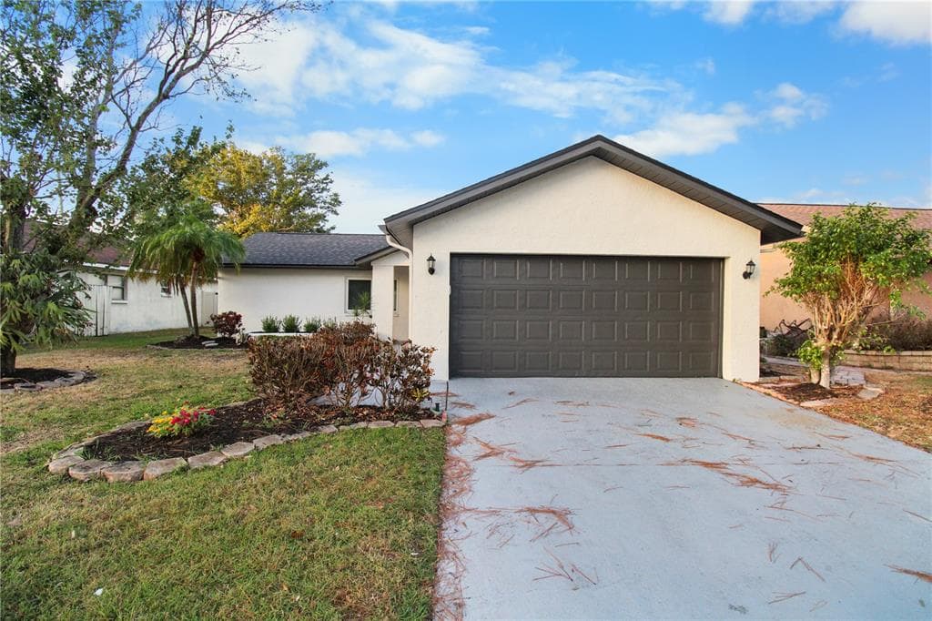 7215 121ST TERRACE LARGO, FL 33773