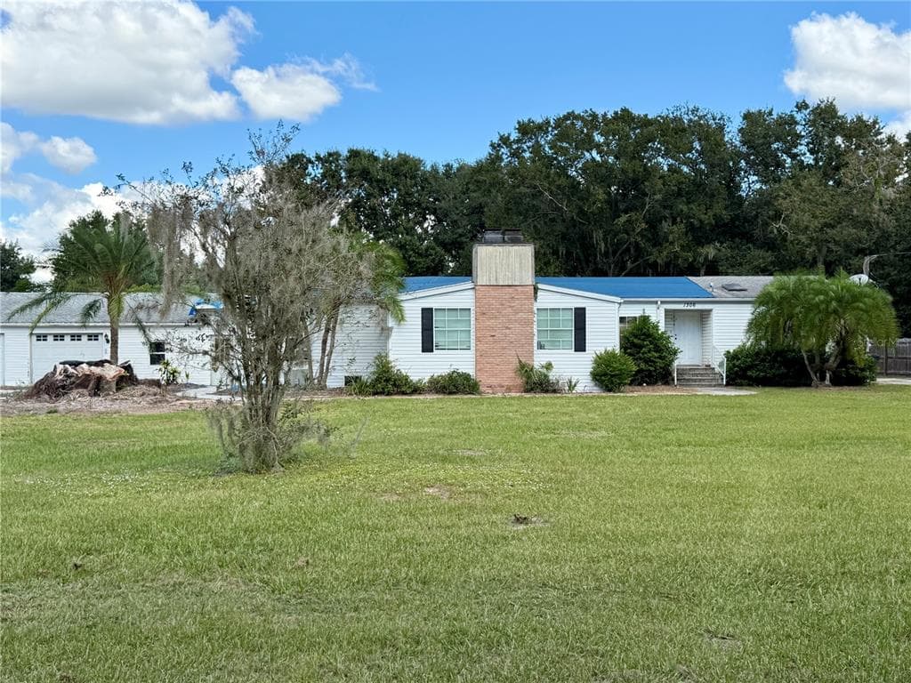 1306 PELOTE CEMETERY ROAD LITHIA, FL 33547