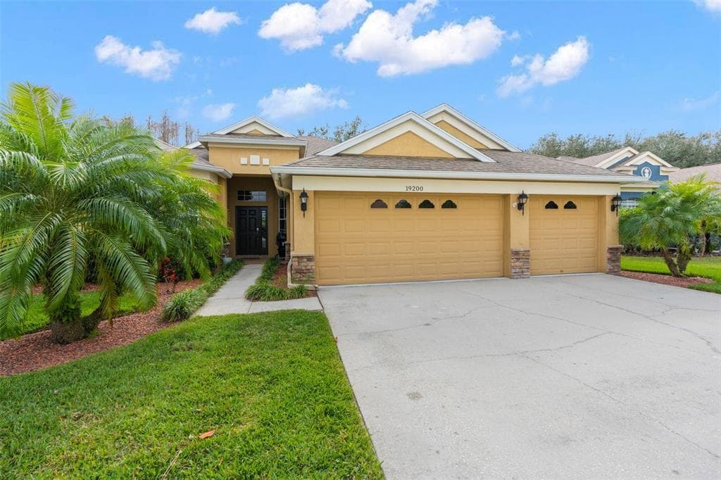 19200 SUNSET BAY DRIVE LAND O LAKES, FL 34638