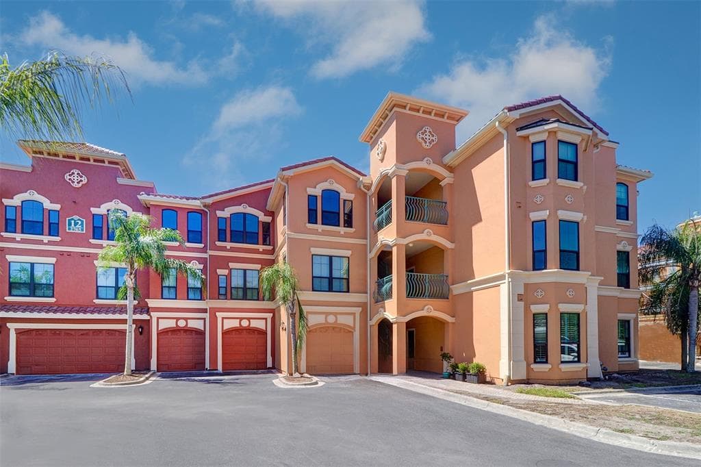 2765 VIA CIPRIANI UNIT 1231B CLEARWATER, FL 33764