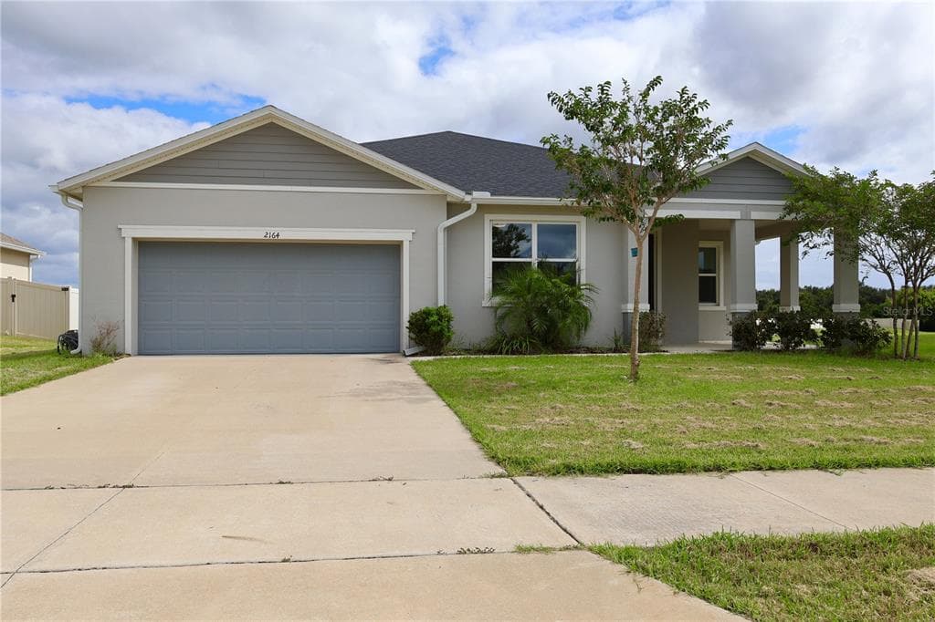 2164 CARRIAGE POINTE LOOP APOPKA, FL 32712