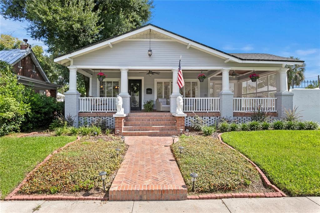 5303 N SUWANEE AVENUE TAMPA, FL 33603