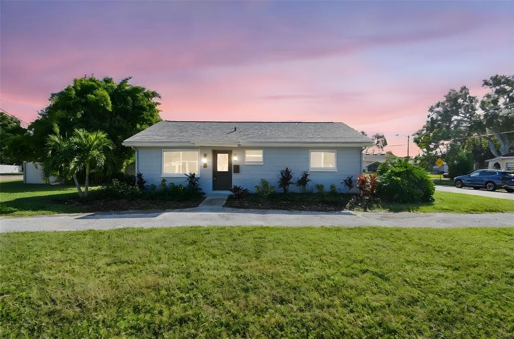 5701 COMMONWEALTH AVENUE N ST PETERSBURG, FL 33703