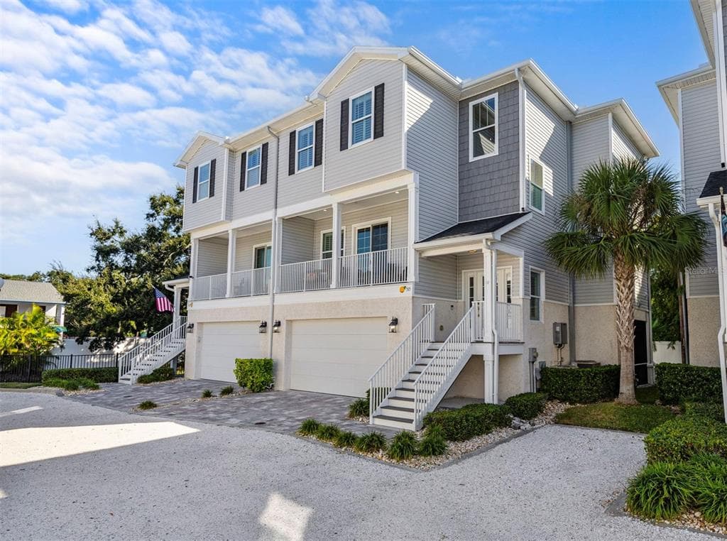 515 DOUGLAS PLACE