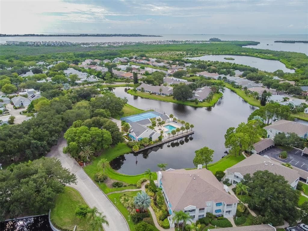 318 108TH STREET W UNIT 106 BRADENTON, FL 34209