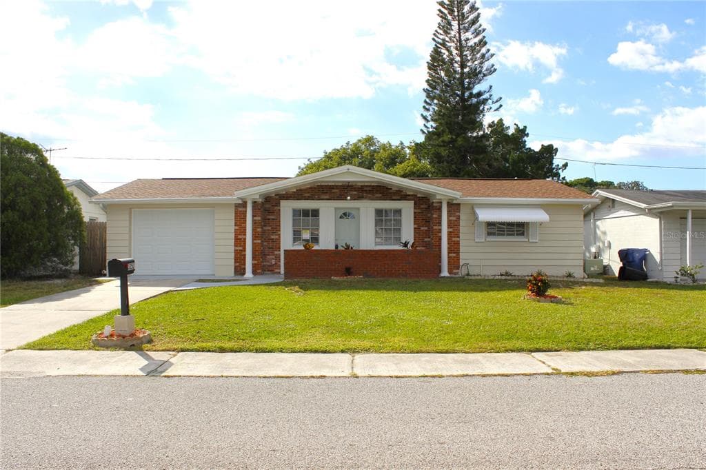 3251 MAITLAND DRIVE HOLIDAY, FL 34691