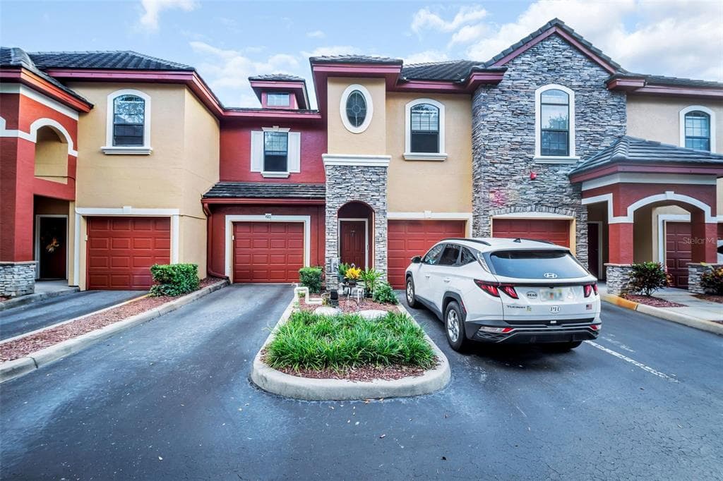 2254 CHIANTI PLACE UNIT 6-0611 PALM HARBOR, FL 34683