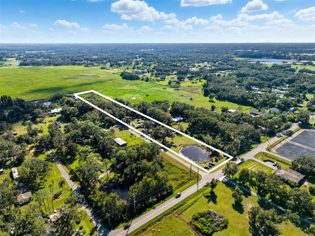 4814 KNIGHTS LOOP PLANT CITY, FL 33565