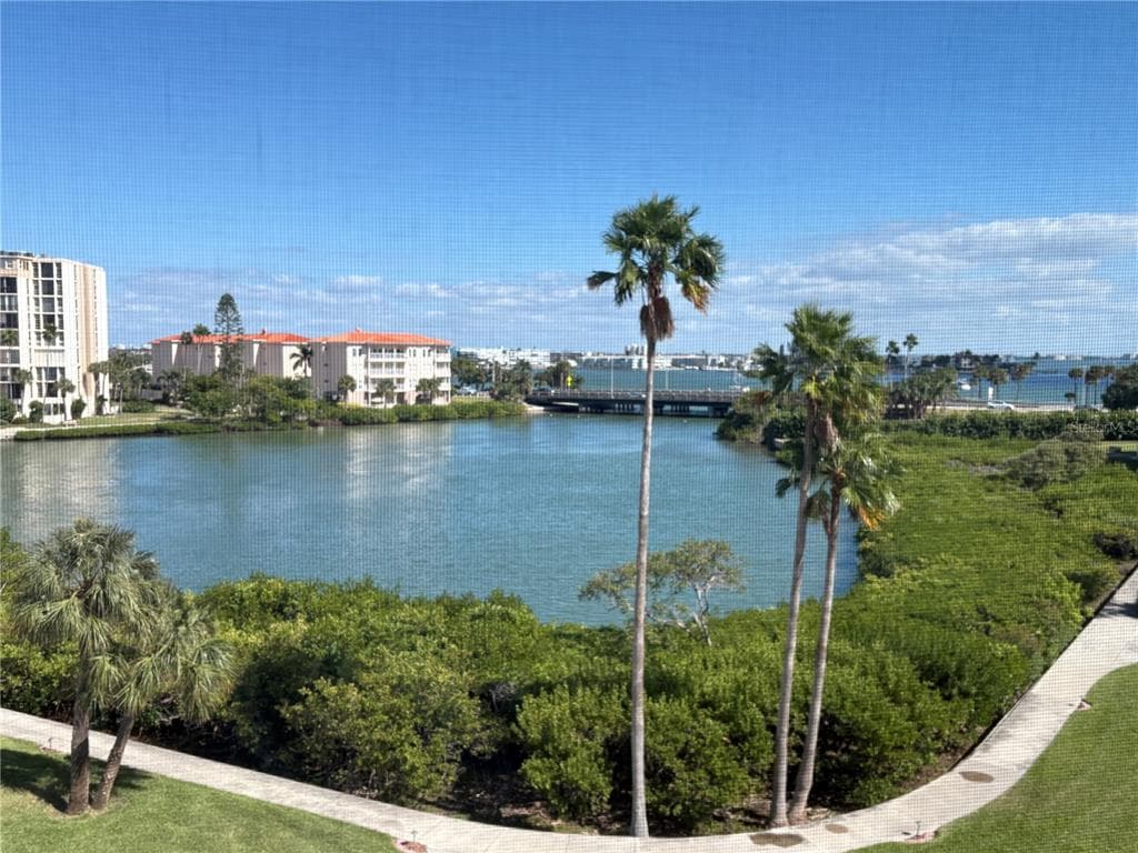 7897 SAILBOAT KEY BOULEVARD S UNIT 408 SOUTH PASADENA, FL 33707