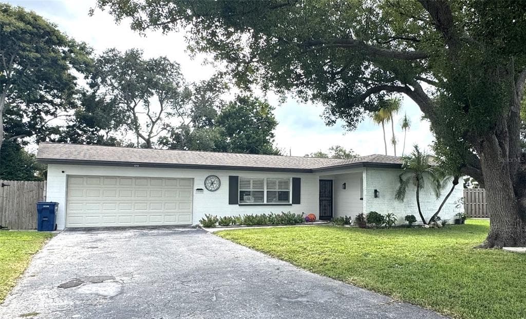 10380 TANGELO ROAD SEMINOLE, FL 33772