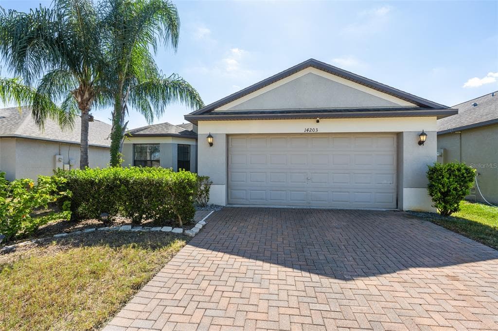 14203 STOCKWELL LANE RUSKIN, FL 33573