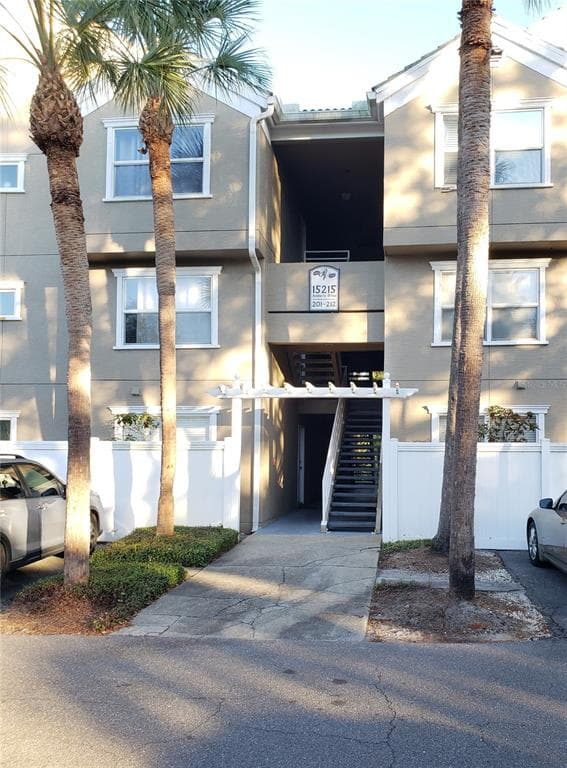15215 AMBERLY DRIVE UNIT 208 TAMPA, FL 33647