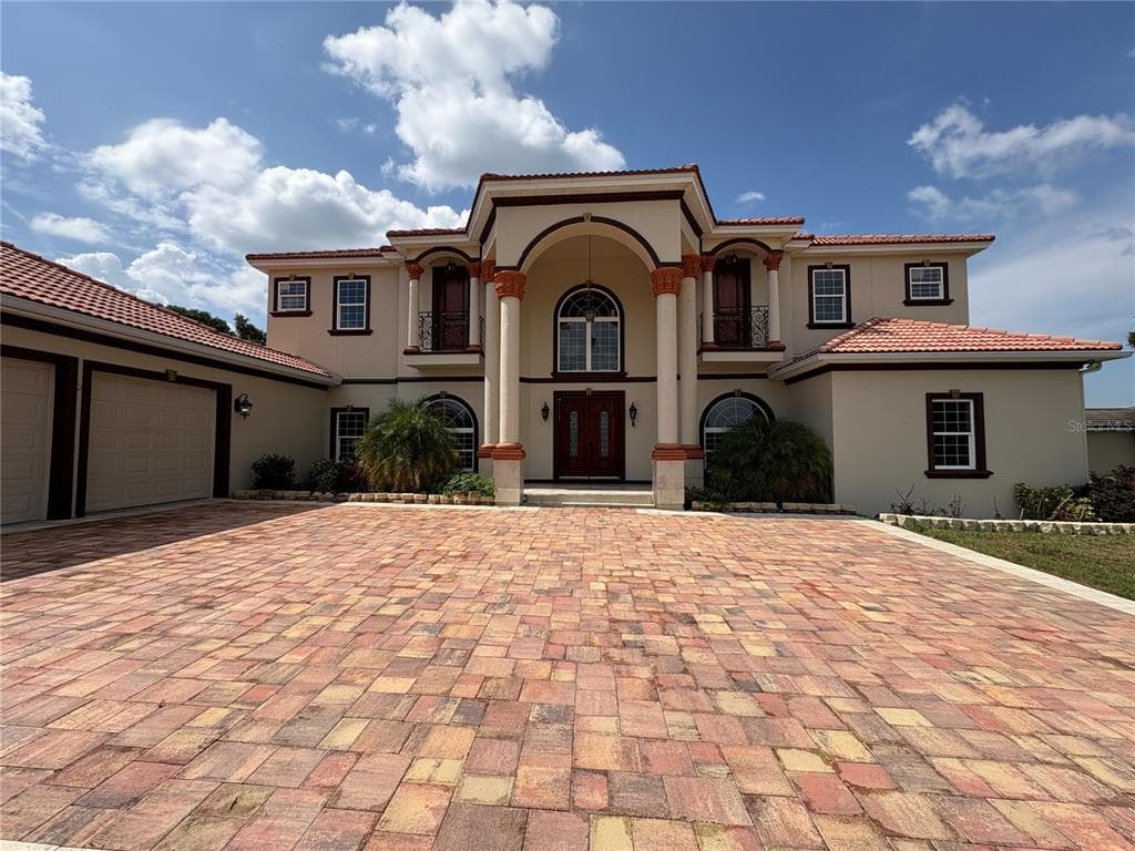 10908 FLINT ESTATES DRIVE THONOTOSASSA, FL 33592
