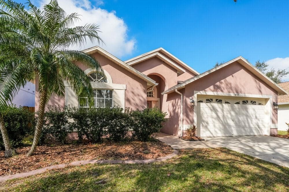 6757 WATERTON DRIVE RIVERVIEW, FL 33578