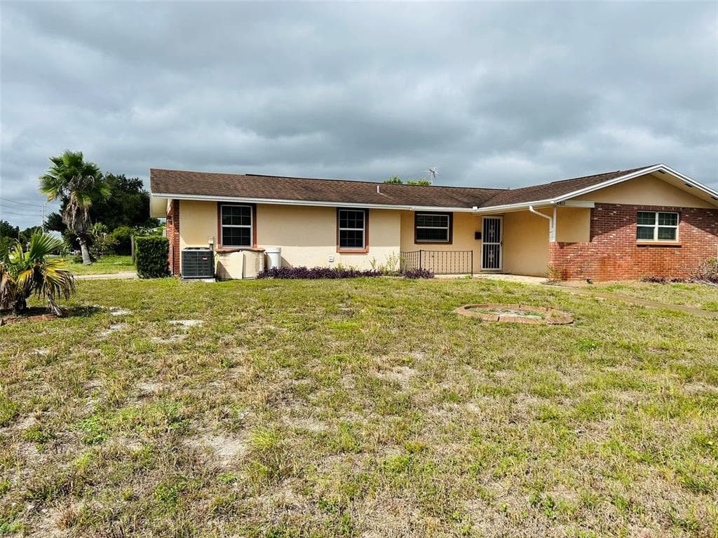 10433 LABURNUM DRIVE PORT RICHEY, FL 34668