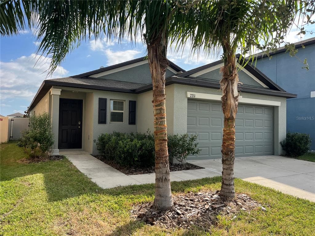 7211 OZELLO TRAIL AVE SUN CITY CENTER, FL 33573