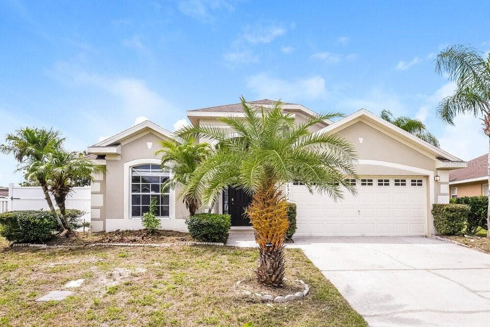 5652 SYCAMORE CANYON DRIVE KISSIMMEE, FL 34758