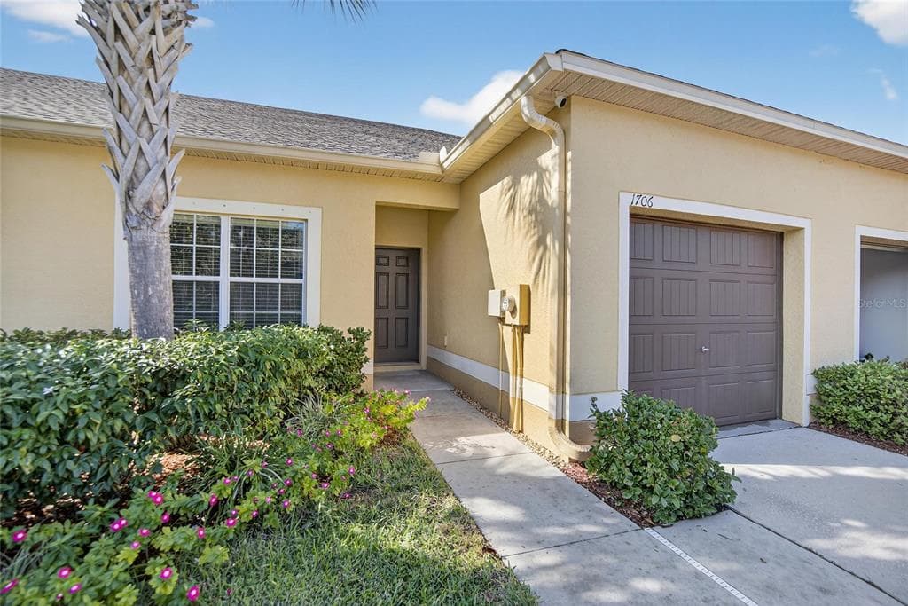 1706 TRAILWATER STREET RUSKIN, FL 33570