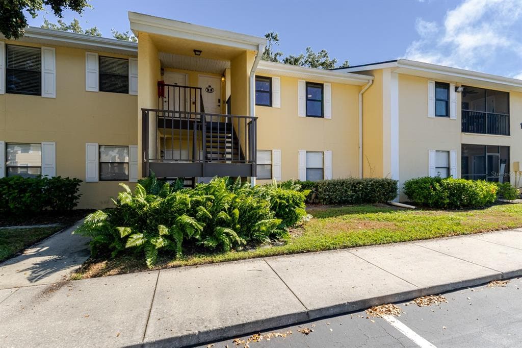 3001 58TH AVENUE S UNIT 108 ST PETERSBURG, FL 33712