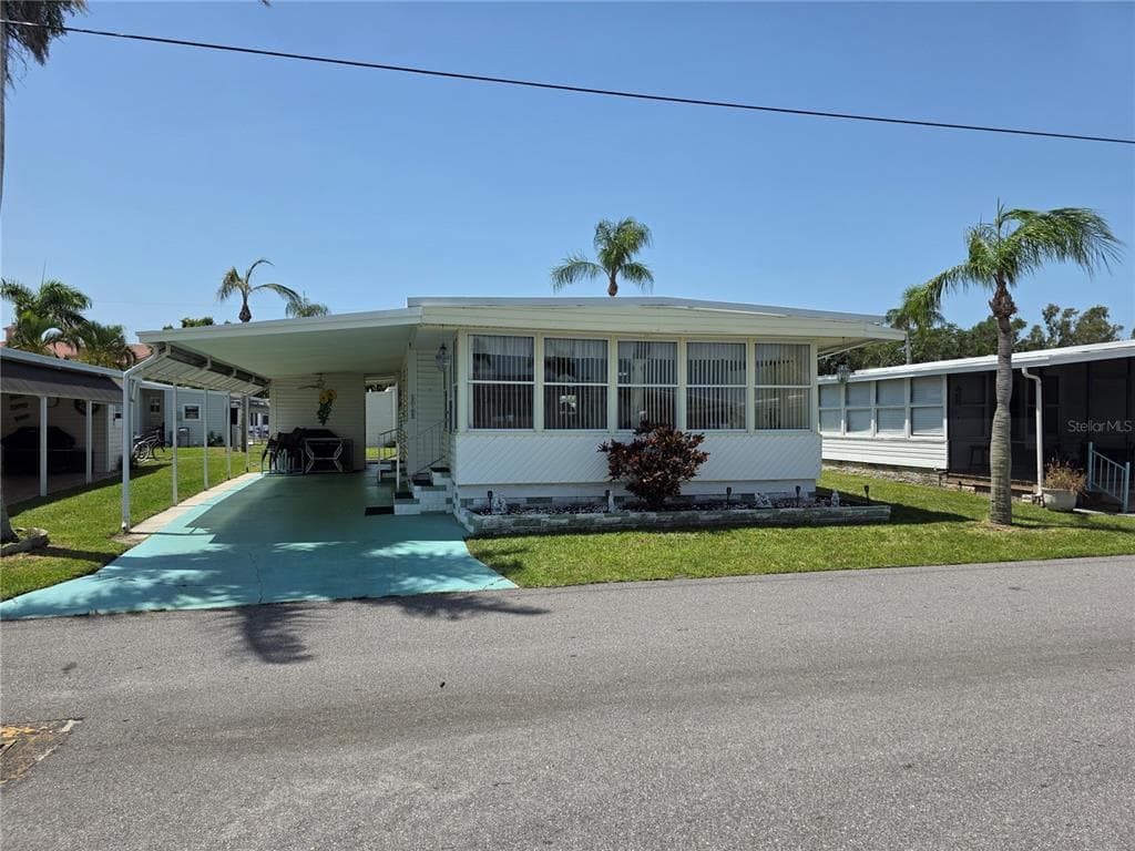 18675 US HIGHWAY 19 N UNIT 318 CLEARWATER, FL 33764