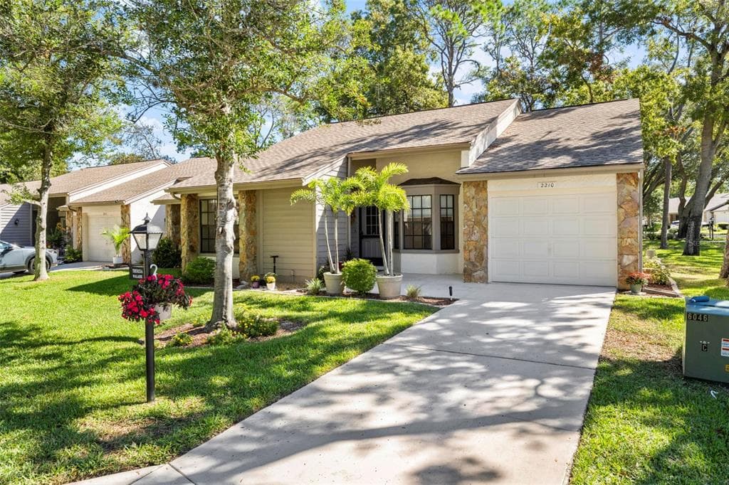 2210 WYNDAM DRIVE SPRING HILL, FL 34606
