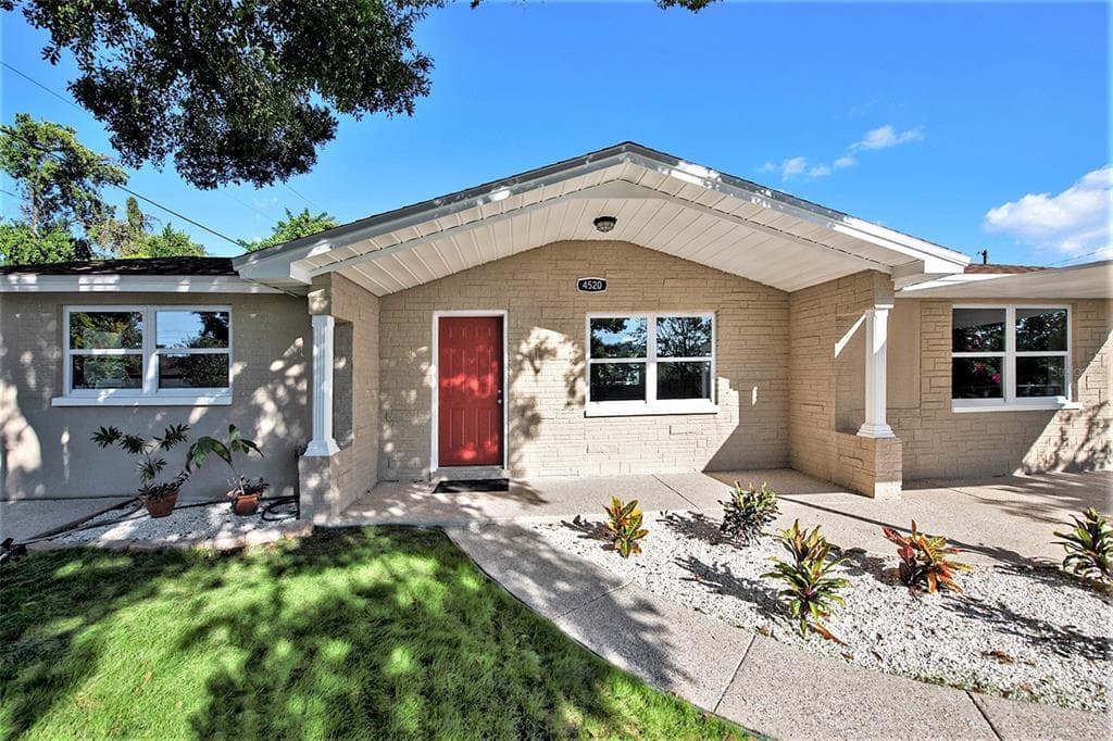 4520 IRIS DRIVE NEW PORT RICHEY, FL 34652