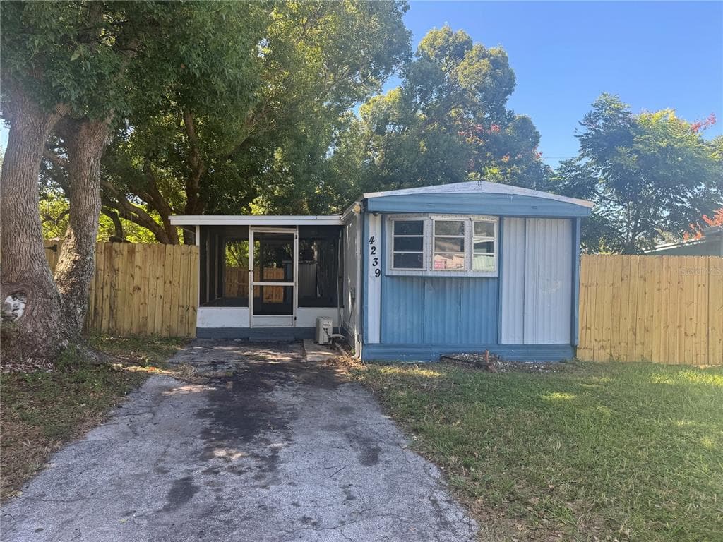 4239 MEMPHIS AVENUE NEW PORT RICHEY, FL 34652