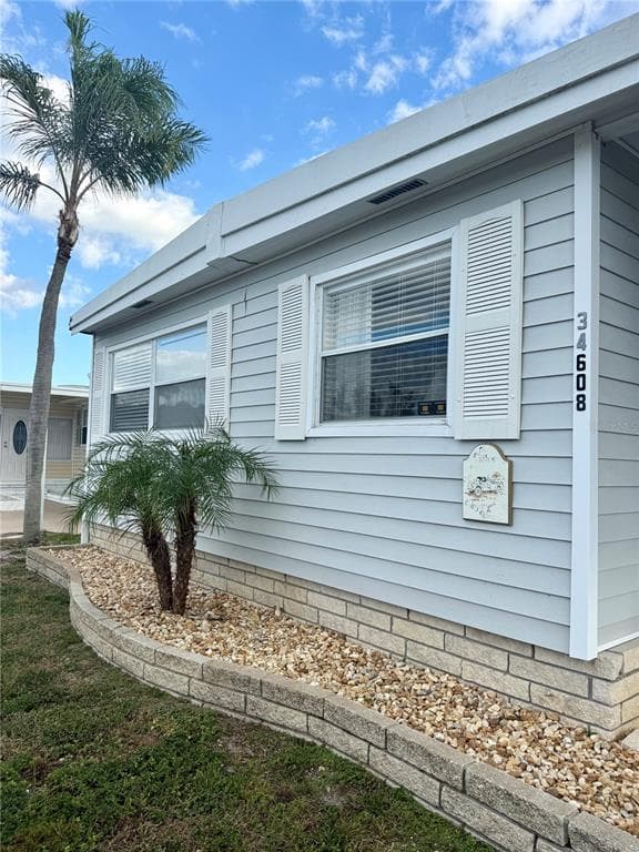 34608 PINE DRIVE N PINELLAS PARK, FL 33781