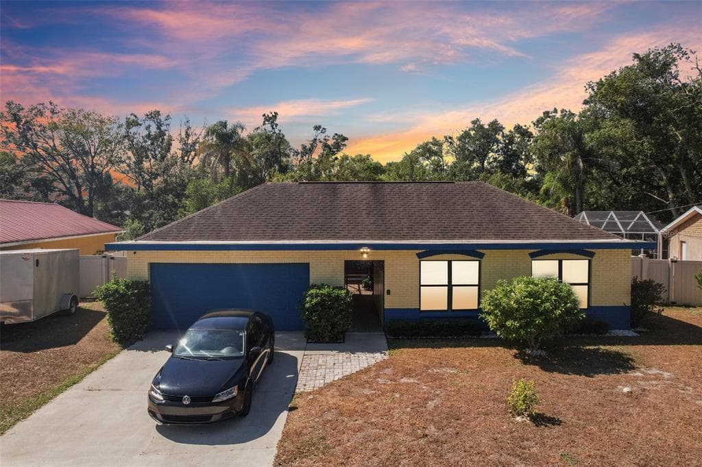 14804 CARNATION DRIVE TAMPA, FL 33613