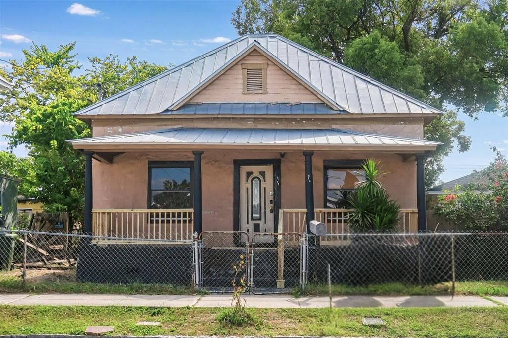 2730 W MAIN STREET TAMPA, FL 33607