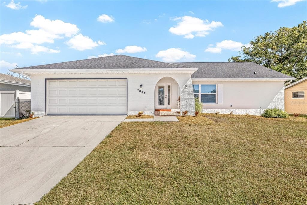 7807 SUMMERTREE LANE NEW PORT RICHEY, FL 34653