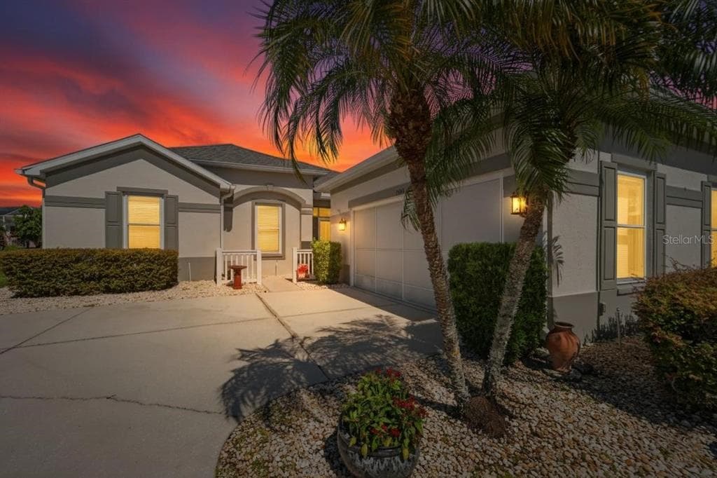 2225 PRESERVATION GREEN COURT SUN CITY CENTER, FL 33573