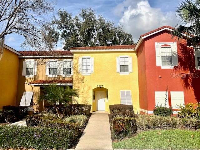 8405 CRYSTAL COVE LOOP KISSIMMEE, FL 34747