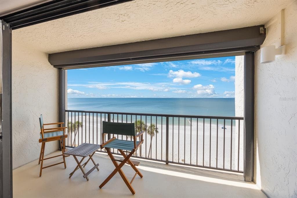 14950 GULF BOULEVARD UNIT 605 MADEIRA BEACH, FL 33708